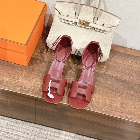 Hermes Minimalist Leather Mid Heel Dress Sandals