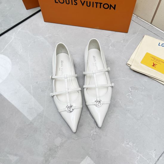 Louis Vuitton Patent Leather Flat Shoes with Sheepskin Lining
