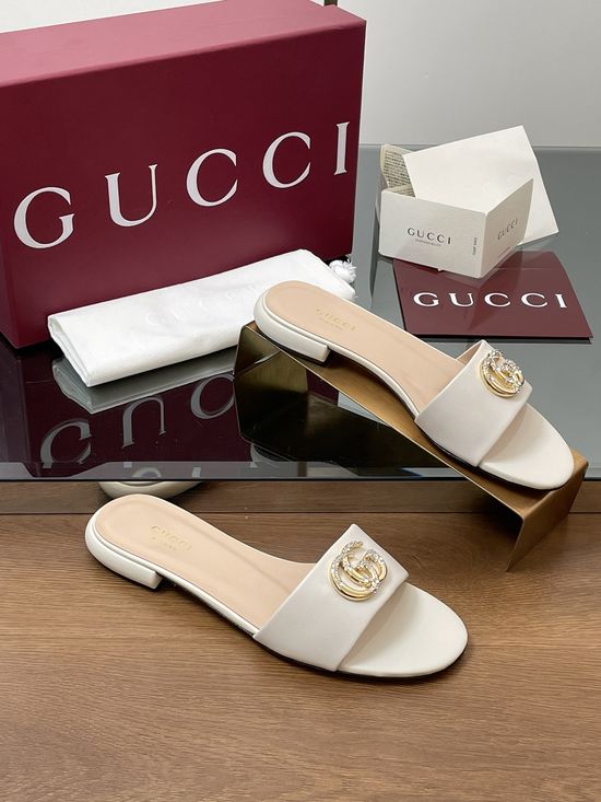Gucci Sheepskin Rhinestone Buckle Peep Toe Slides Leather Sole