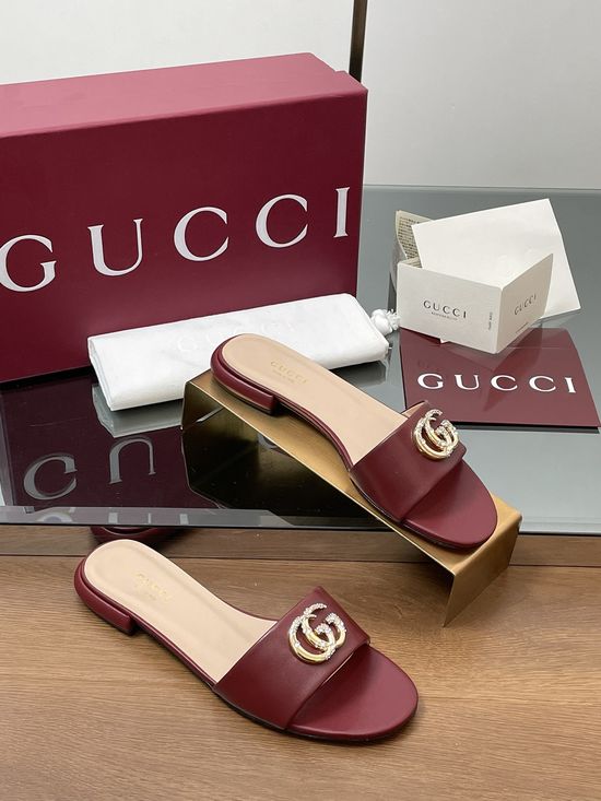 Gucci Sheepskin Rhinestone Buckle Peep Toe Slides Leather Sole