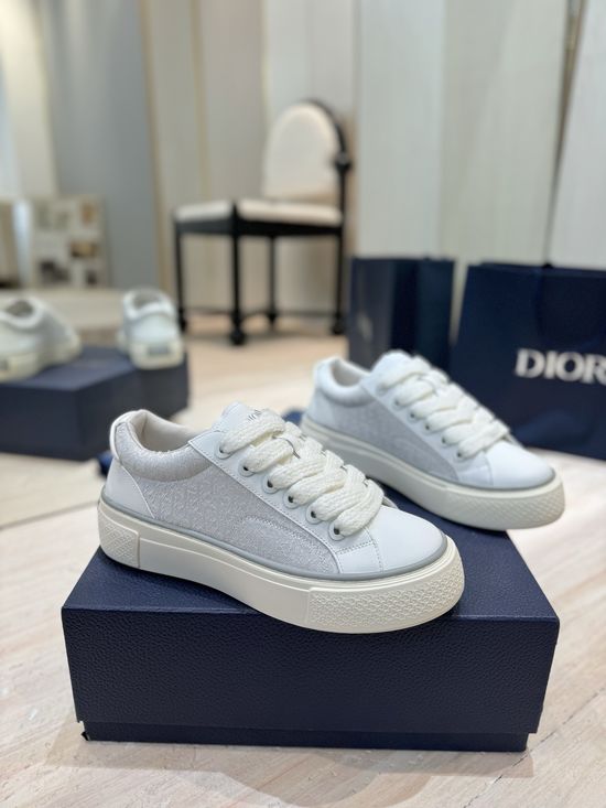 Christian Dior Embroidered Logo Leather Casual Sneakers Premium Version