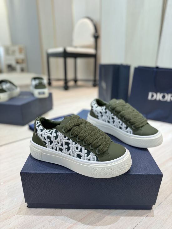 Christian Dior Embroidered Logo Leather Casual Sneakers Premium Version