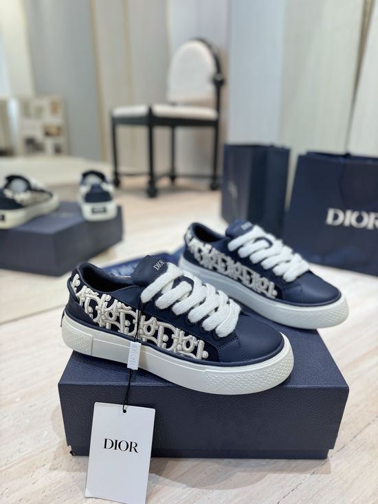 Christian Dior Embroidered Logo Leather Casual Sneakers Premium Version