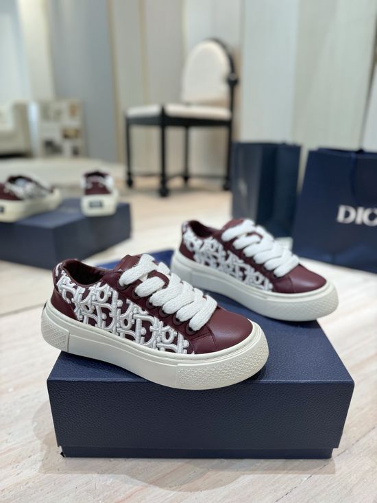 Christian Dior Embroidered Logo Leather Casual Sneakers Premium Version