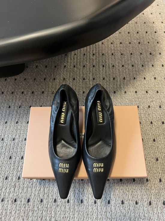Miu Miu Pointed Toe High Heels Comfortable Elegant Formal Footwear