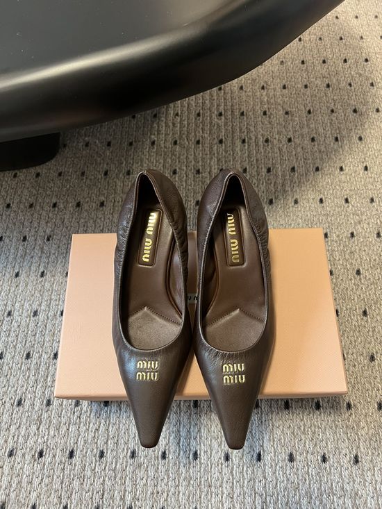 Miu Miu Pointed Toe High Heels Comfortable Elegant Formal Footwear