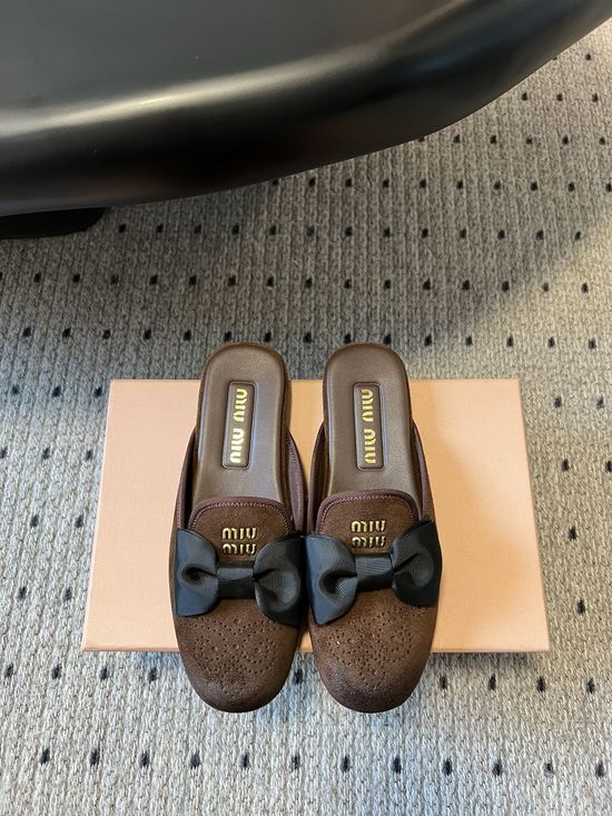 Miu Miu Velvet Bow Decor Comfortable Flat Loafer Shoes