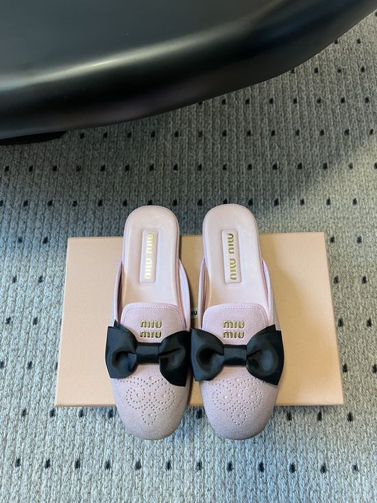 Miu Miu Velvet Bow Decor Comfortable Flat Loafer Shoes