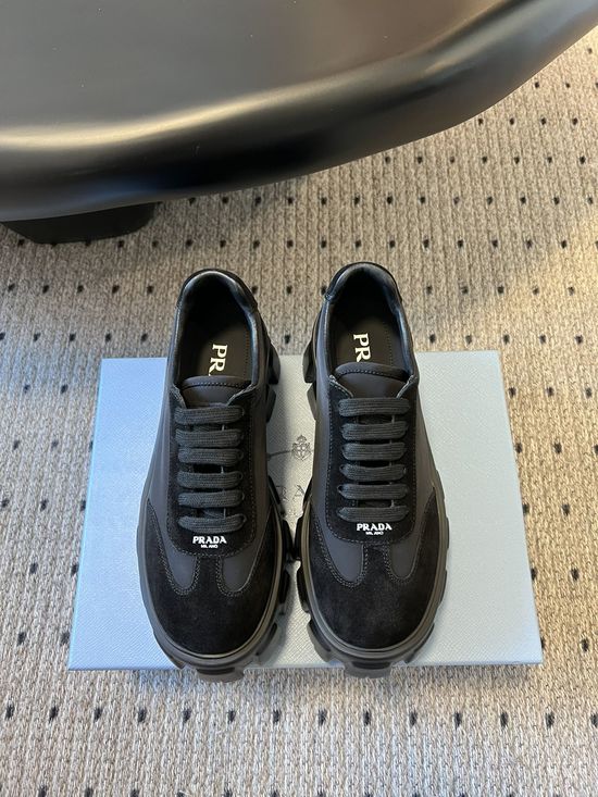 Prada Thick Sole Loafers Versatile Leg Lengthening Footwear