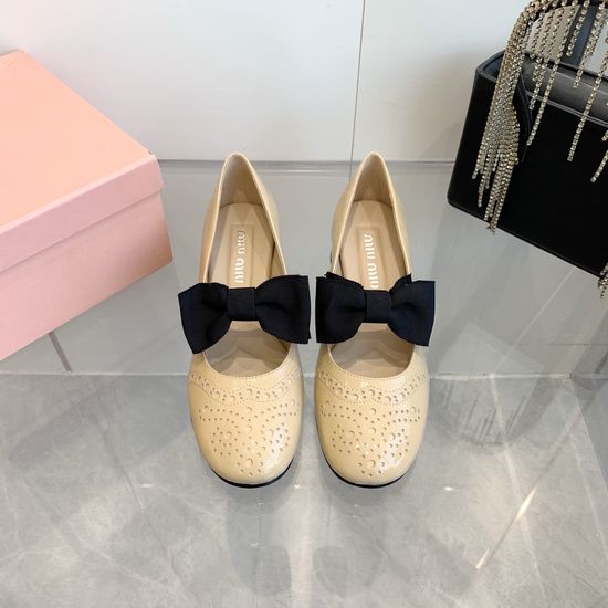 Miu Miu Bow Decor Chunky Heel Mary Jane Leather Shoes