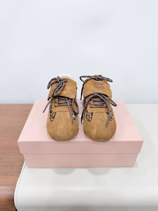 Miu Miu Lightweight Suede Stitched Comfortable Casual Sneakers
