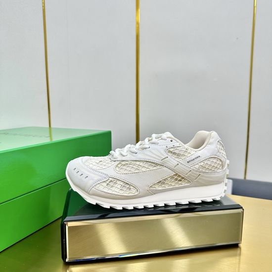 Bottega Veneta Versatile Comfortable Casual Sneakers for Daily Use