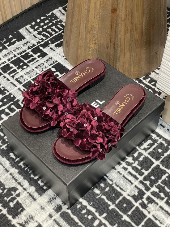 Chanel Rhinestone Floral Sheepskin Casual Comfort Slide Sandals