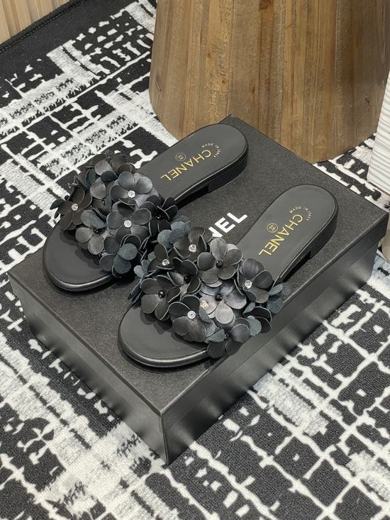 Chanel Rhinestone Floral Sheepskin Casual Comfort Slide Sandals