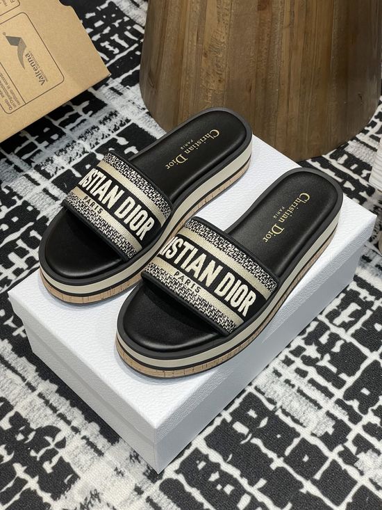 Christian Dior Embroidered Striped Thick Sole Non-slip Slide Sandals