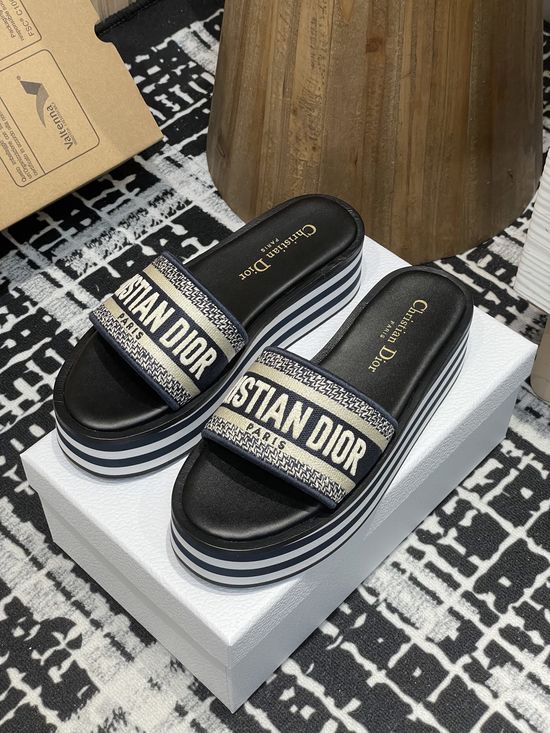 Christian Dior Embroidered Striped Thick Sole Non-slip Slide Sandals