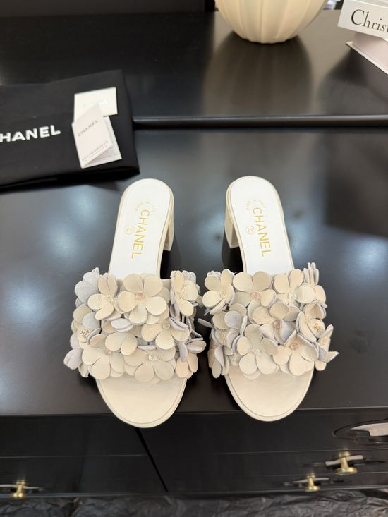 Chanel Low Heel Comfortable Casual Footwear With Premium Packaging