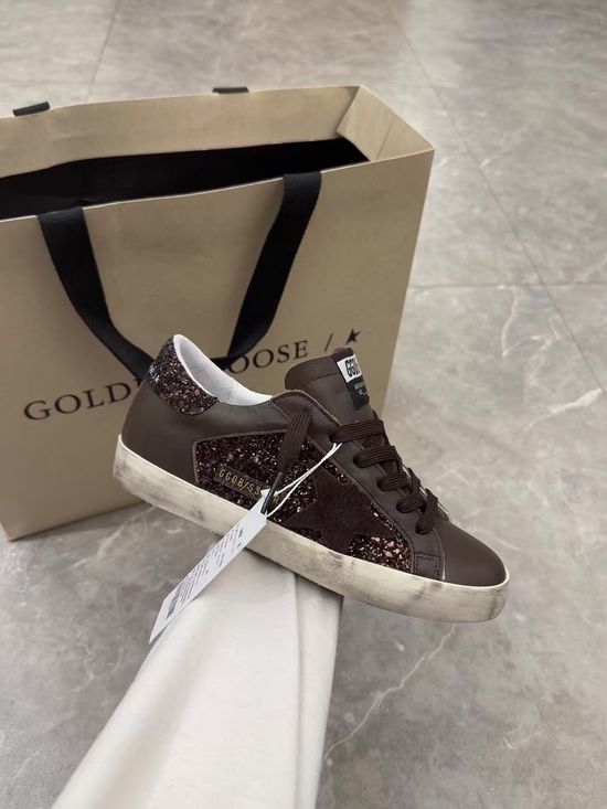 Golden Goose High Quality Vintage Style Distressed Casual Comfort Sneakers