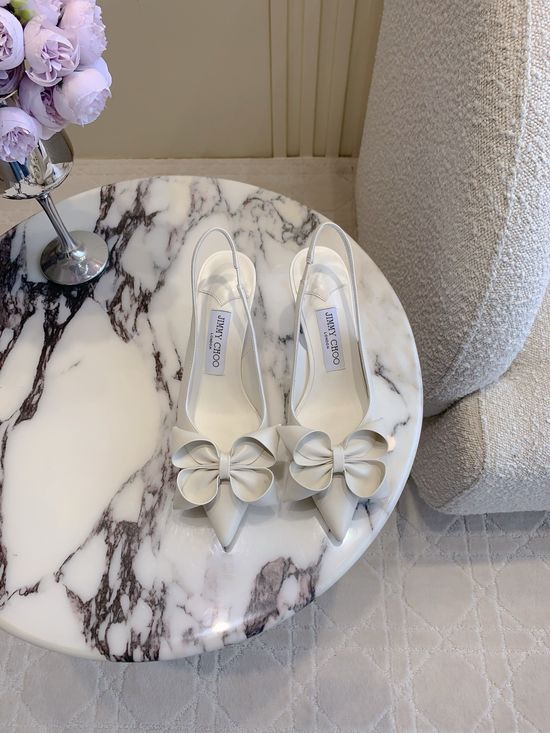 Jimmy Choo Bow Decor Leather Pump for Elegant Occasions