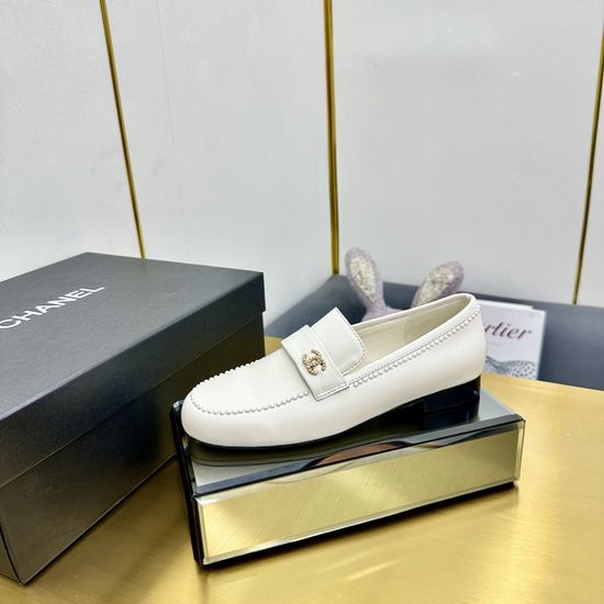 Chanel Premium Leather Flats With Exquisite Hardware Buckle