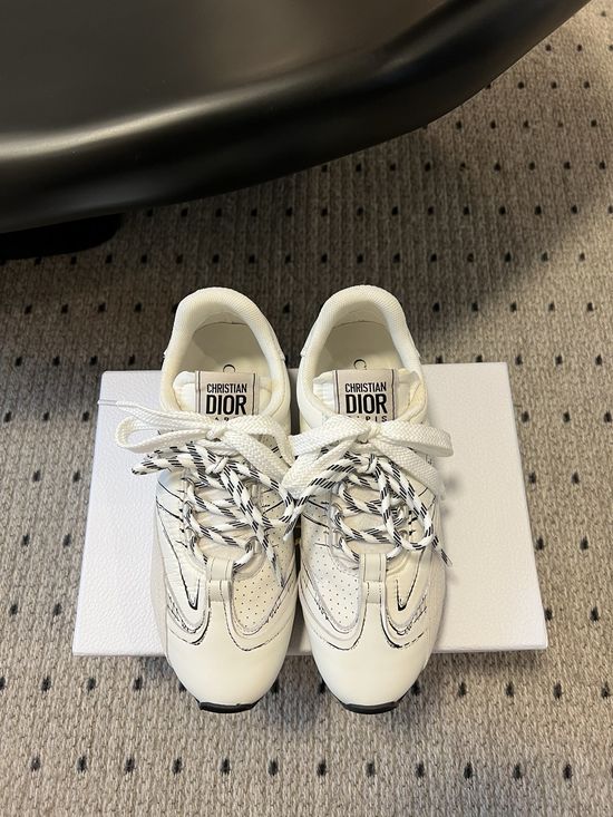 Christian Dior Vintage Graffiti Leather Casual Sneakers with Non-slip Sole