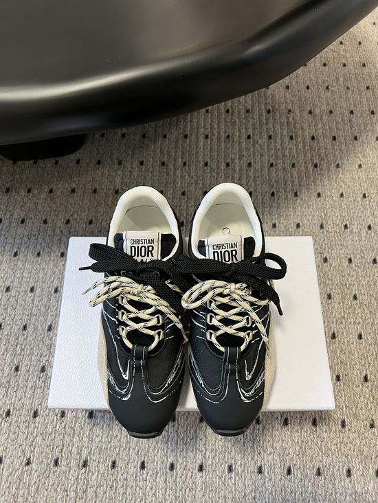 Christian Dior Vintage Graffiti Leather Casual Sneakers with Non-slip Sole