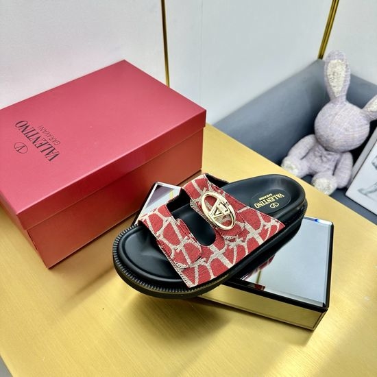 Valentino Comfortable Durable Lightweight Fashion Sandals Non-slip Sole