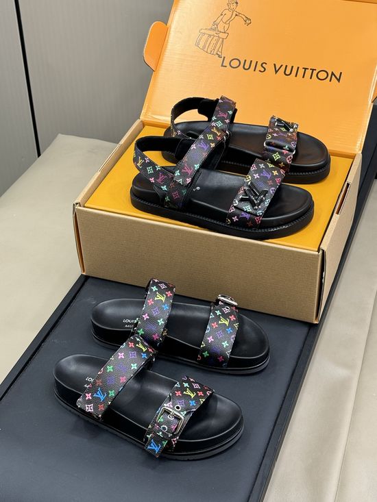 Louis Vuitton Classic Stylish Slip On Casual Comfortable Daily Wear Slippers