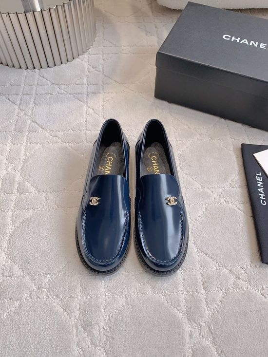 Chanel Classic Logo Decor Leather Comfortable All-match Loafers