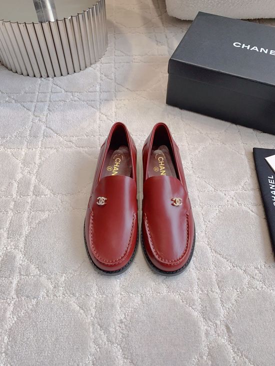 Chanel Classic Logo Decor Leather Comfortable All-match Loafers