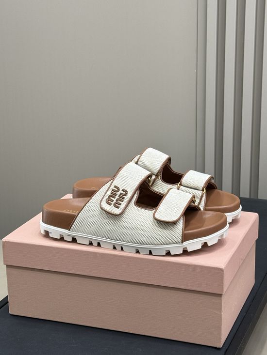 Miu Miu Hand-woven Soft Lined Comfortable Thick Sole Slides