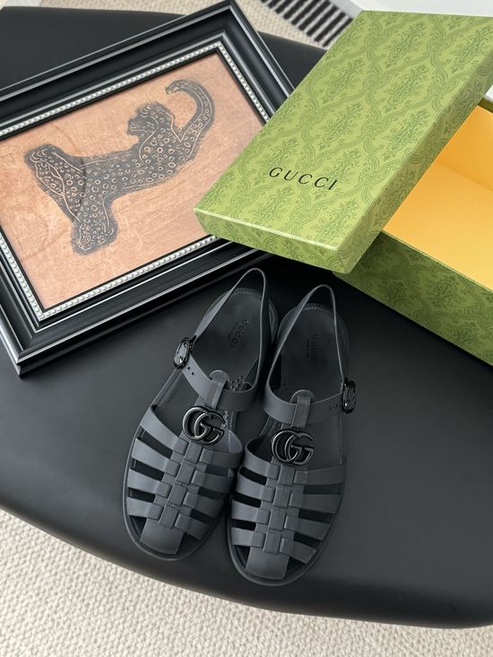 Gucci Waterproof Durable Soft Material Casual Jelly Slides