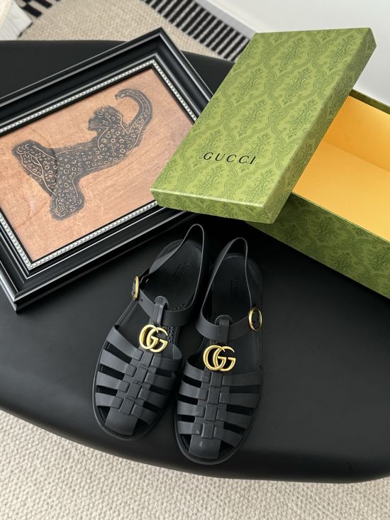 Gucci Waterproof Durable Soft Material Casual Jelly Slides