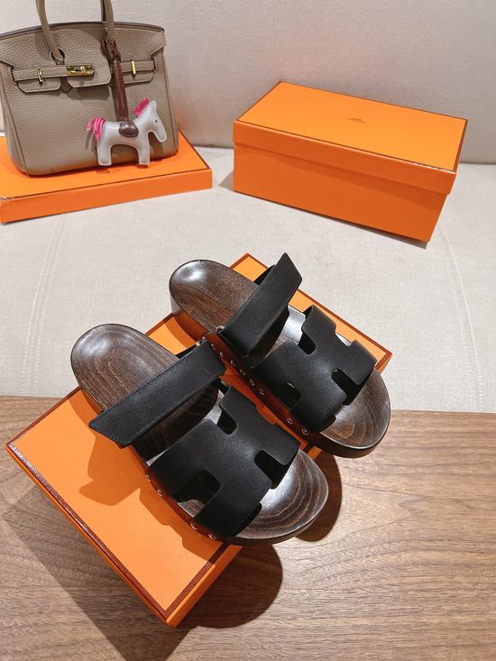 Hermes Wood Sole Comfortable Open Toe Casual Sandals