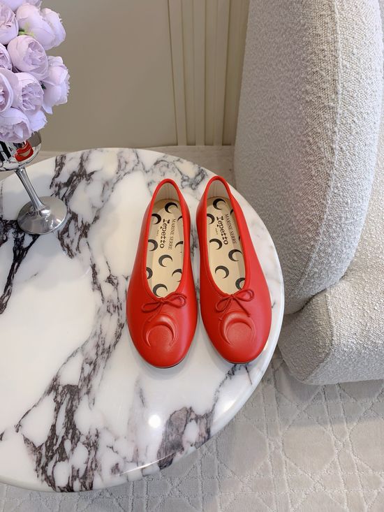 Repetto Unique Crescent Flat Ballet Shoes with Soft Leather