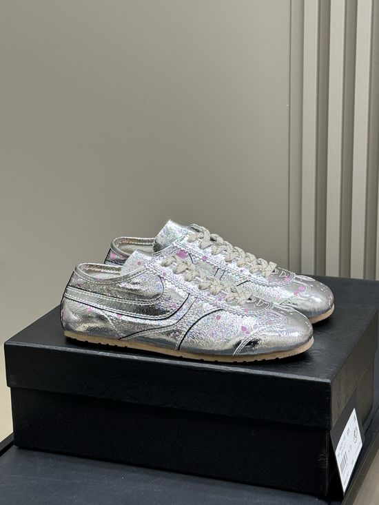 Dries Van Noten Suede Cowhide Stitched Training Shoes Excellent Details