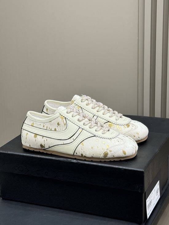 Dries Van Noten Suede Cowhide Stitched Training Shoes Excellent Details