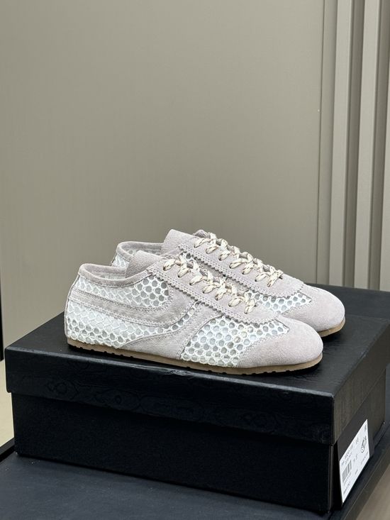 Dries Van Noten Suede Cowhide Stitched Training Shoes Premium Texture