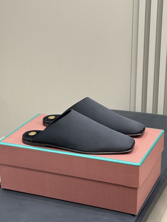 Loro Piana Comfortable Half-slip-on Shoes with Cloud-like Feel