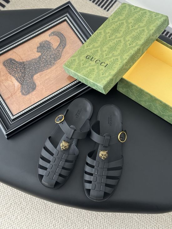 Gucci Waterproof Durable Soft Material Casual Jelly Slides