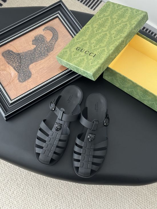 Gucci Waterproof Durable Soft Material Casual Jelly Slides