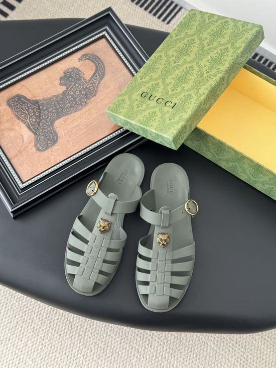 Gucci Waterproof Durable Soft Material Casual Jelly Slides