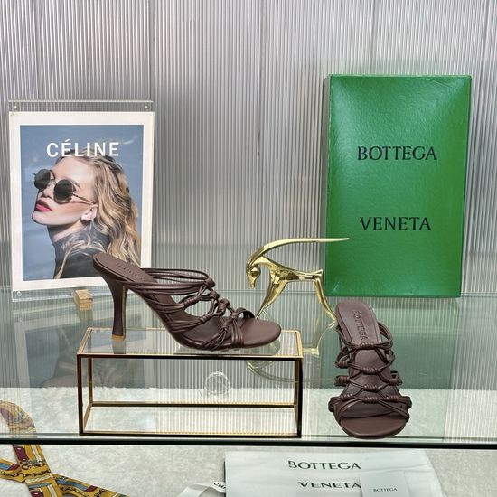 Bottega Veneta Hollow Out Leather Sandals Soft Comfortable Sole