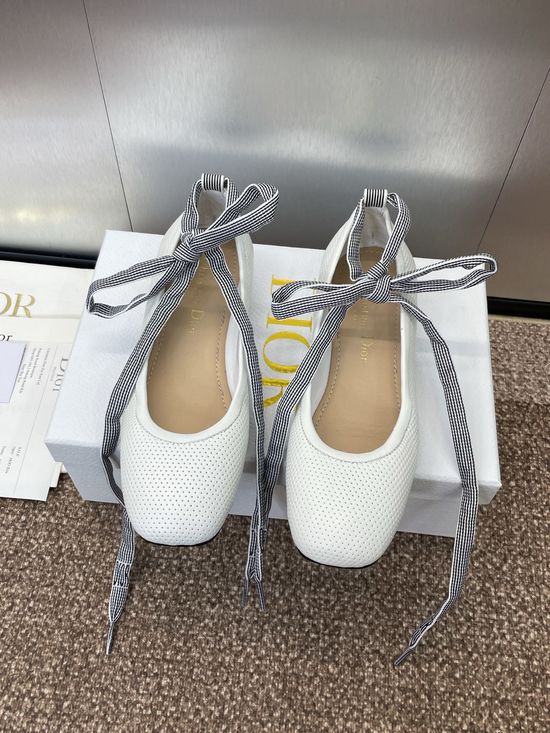 Christian Dior Embossed Logo Round Toe Flats Soft Sheepskin Comfortable Shoes