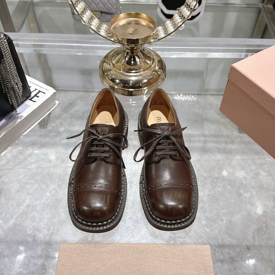 Miu Miu Classic Round-Toe Oxford Lace-Up Flats