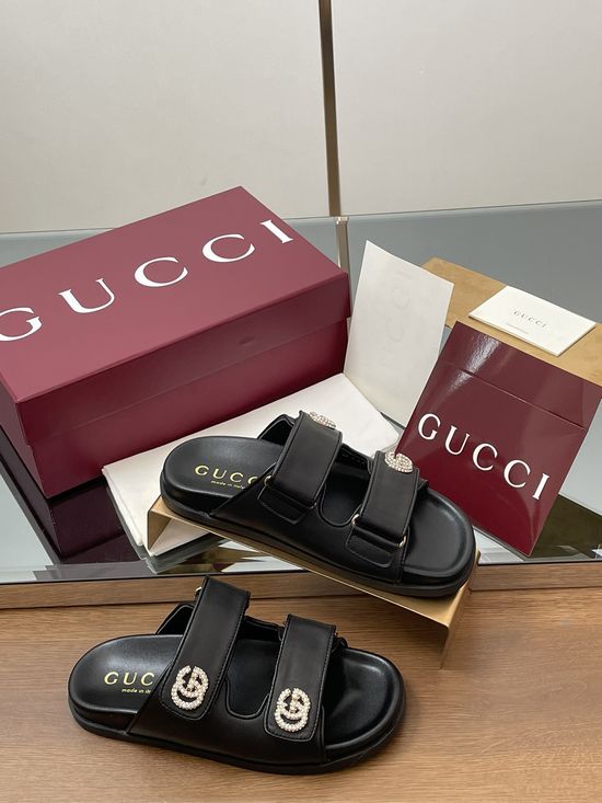 Gucci Rhinestone Buckle Hook-and-Loop Casual Sandals Premium Quality