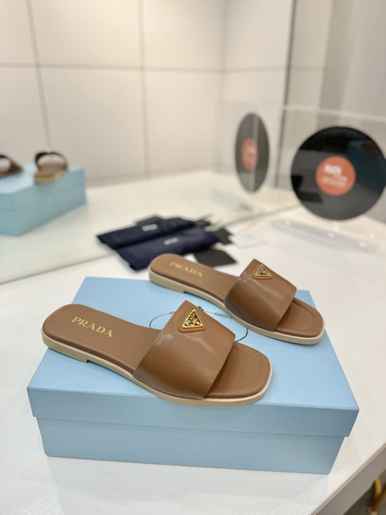 Prada Chic Woven Slippers Inspired by Geometric Architecture