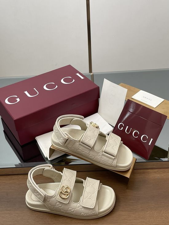 Gucci Embossed Monogram Buckle Hook-and-loop Casual Sandals