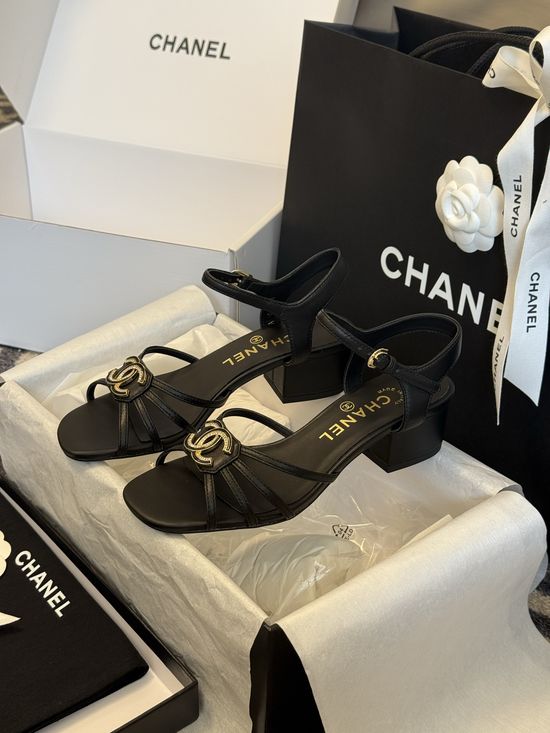 Chanel Sheepskin Sandals With Enamel Pearl Delicate Details