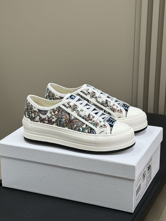 Christian Dior Comfortable Thick Sole Casual Shoes with Exquisite Embroidery